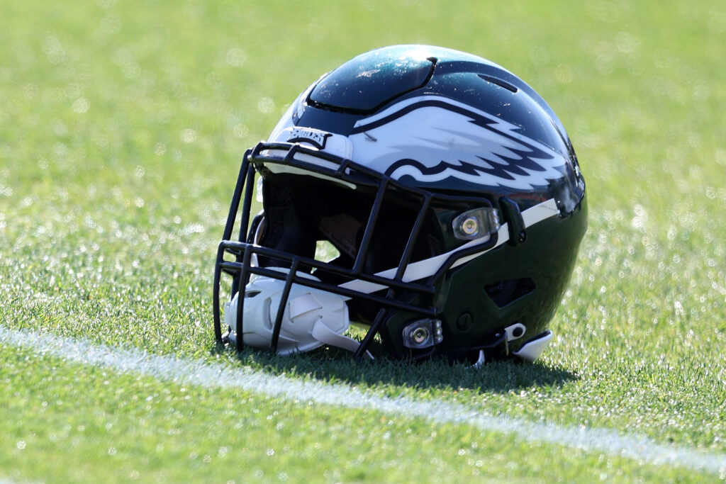In final Sunday before election, DNC will fly ‘Vote Kamala’ banner over Eagles game in Philly In final Sunday before election, DNC will fly ‘Vote Kamala’ banner over Eagles game in Philly