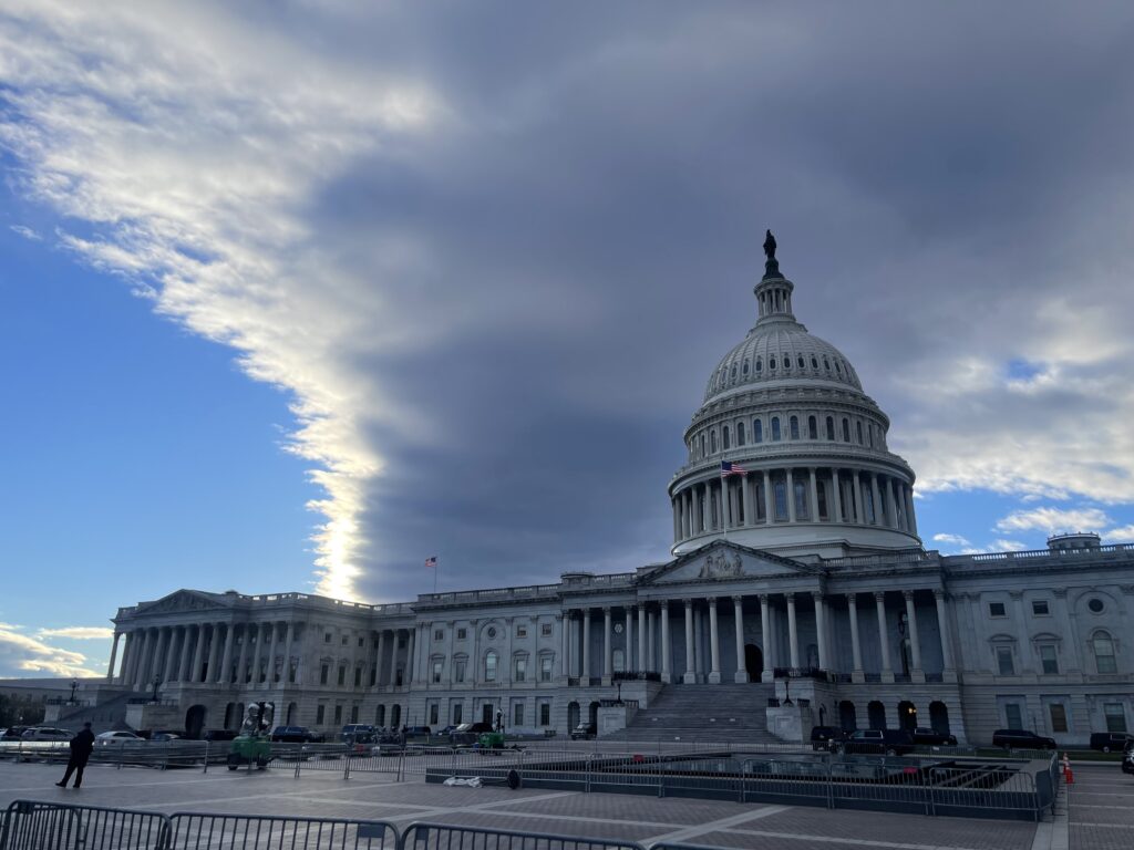 Congress rushes to approve $1.2 trillion spending package ahead of midnight deadline Congress rushes to approve $1.2 trillion spending package ahead of midnight deadline