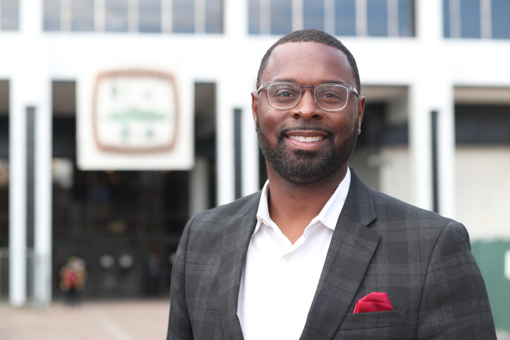 Man arrested, charged with stalking Memphis Mayor Paul Young Man arrested, charged with stalking Memphis Mayor Paul Young
