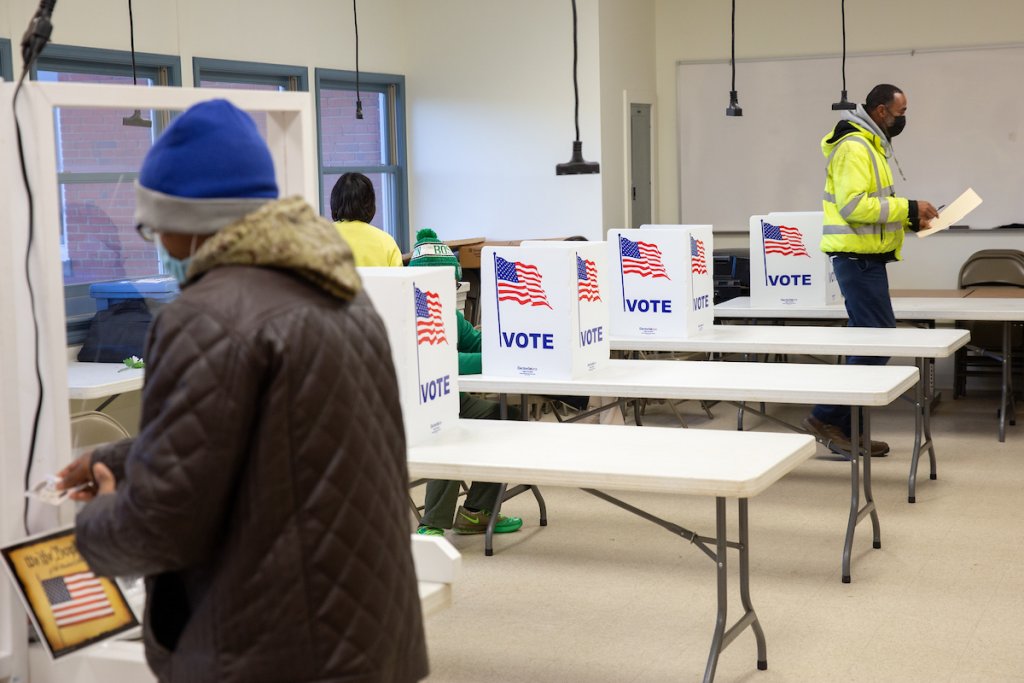 Senate panel blocks GOP voting limits, advances ballot reforms Senate panel blocks GOP voting limits, advances ballot reforms