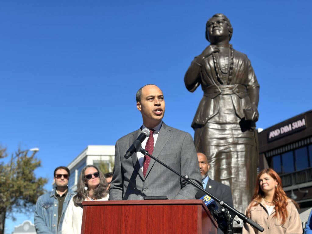 National Democrats pour $1M into Jay Jones’ bid to flip Virginia AG seat National Democrats pour $1M into Jay Jones’ bid to flip Virginia AG seat