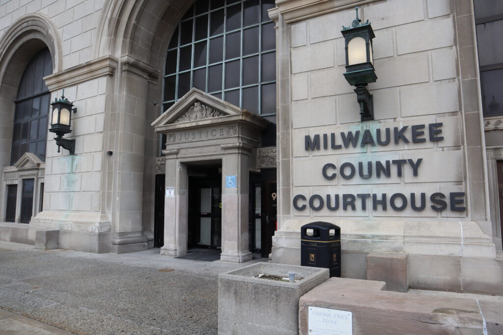 Milwaukee County Board calls for regulation of facial recognition tech Milwaukee County Board calls for regulation of facial recognition tech