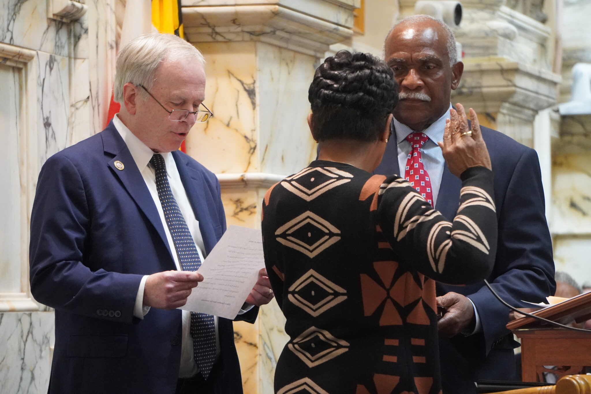 Handshakes, hugs and kisses on legislature’s first day; the arm-wrestling comes next Handshakes, hugs and kisses on legislature’s first day; the arm-wrestling comes next
