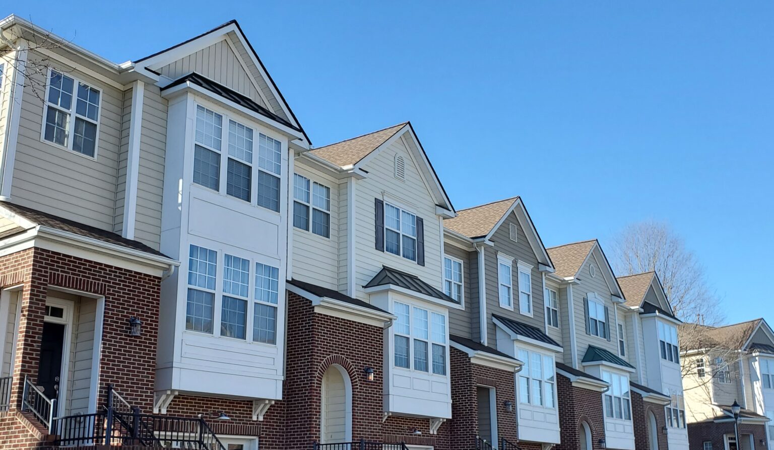 Weekend reads: In a battleground state, it all comes down to voter turnout a row of townhomes