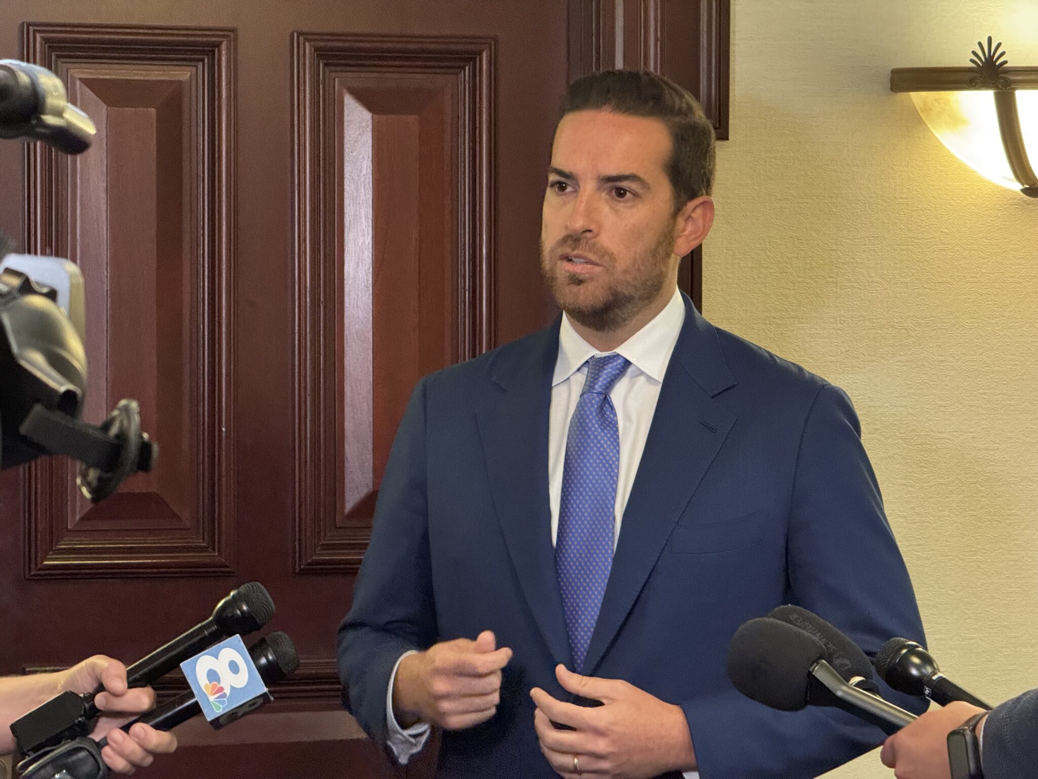 Legislature approves tax cut package, budget after extended session marked by GOP infighting Legislature approves tax cut package, budget after extended session marked by GOP infighting