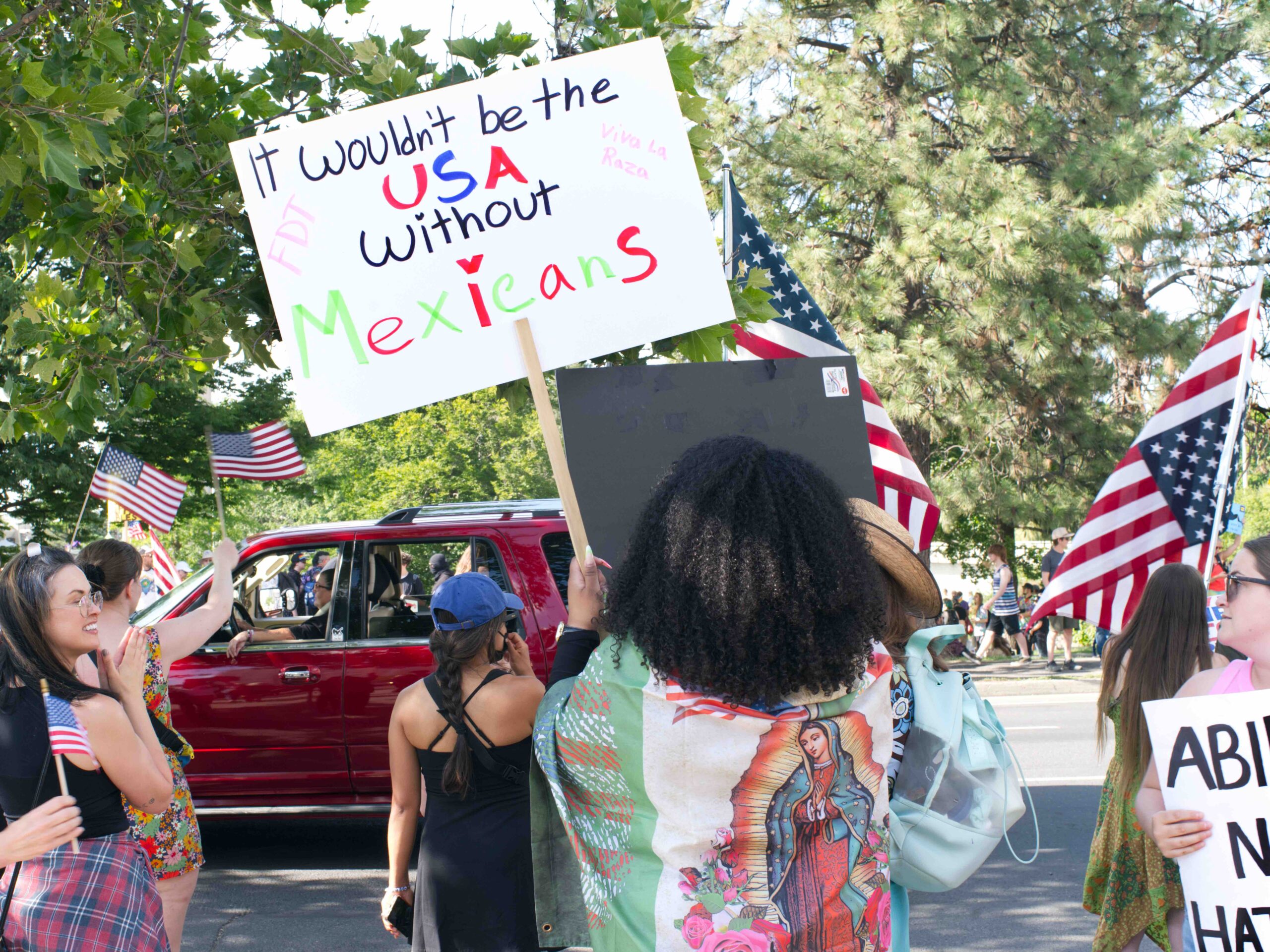 Crowds take to streets in Spokane for ‘No Kings’ protest Crowds take to streets in Spokane for ‘No Kings’ protest