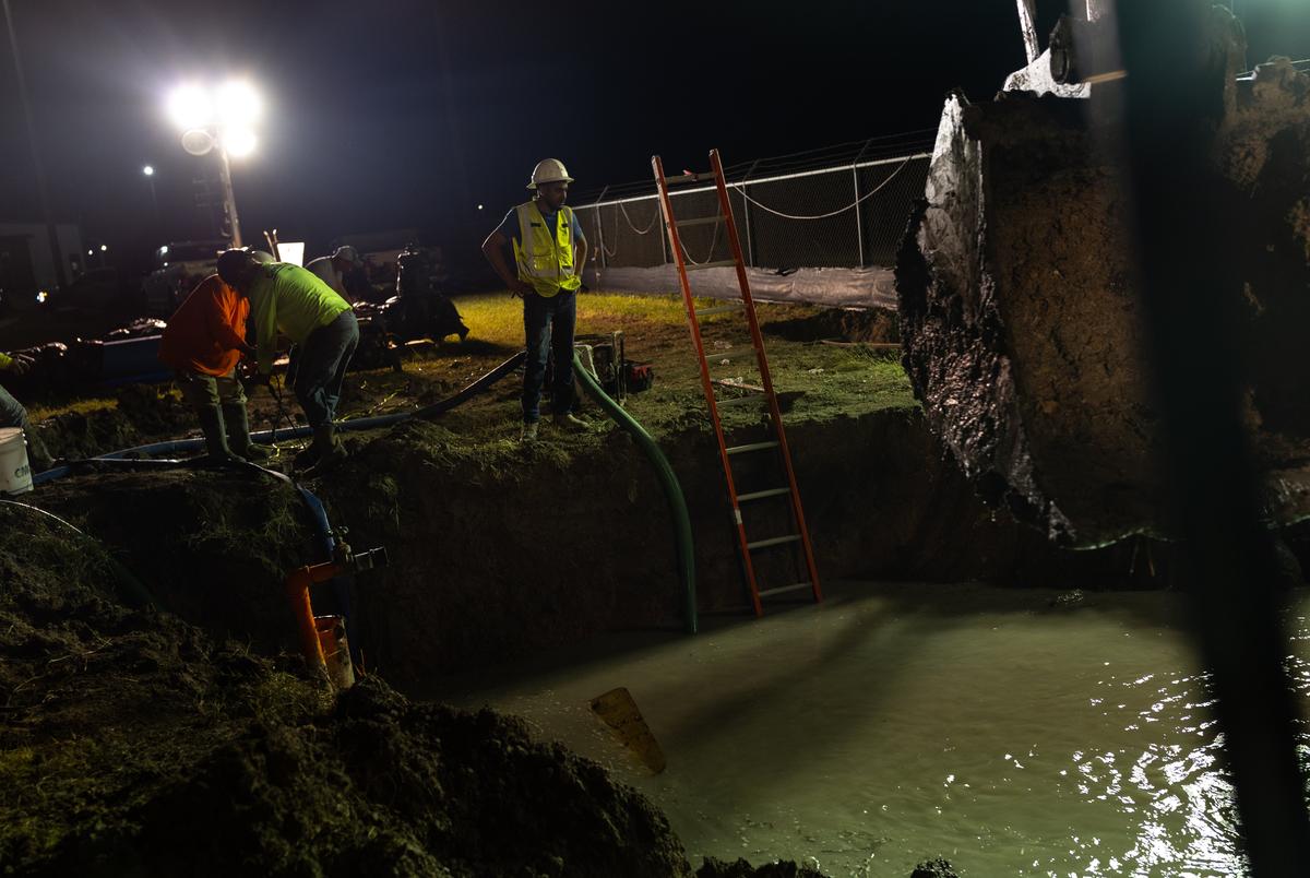 As the Rio Grande runs dry, South Texas cities look to alternatives for water Rigoberto Ortañes looks at a rising pool of water, flooding the excavation site, as a crew works on upgrading pipes and valves at a North Alamo Water Supply Corporation water plant in Donna on Thursday, July 18, 2024. In order to increase the amount of water the plant is able to distribute, pipes were upgraded and replaced, connect to the plant’s existing facility with the newly expanded infrastructure.