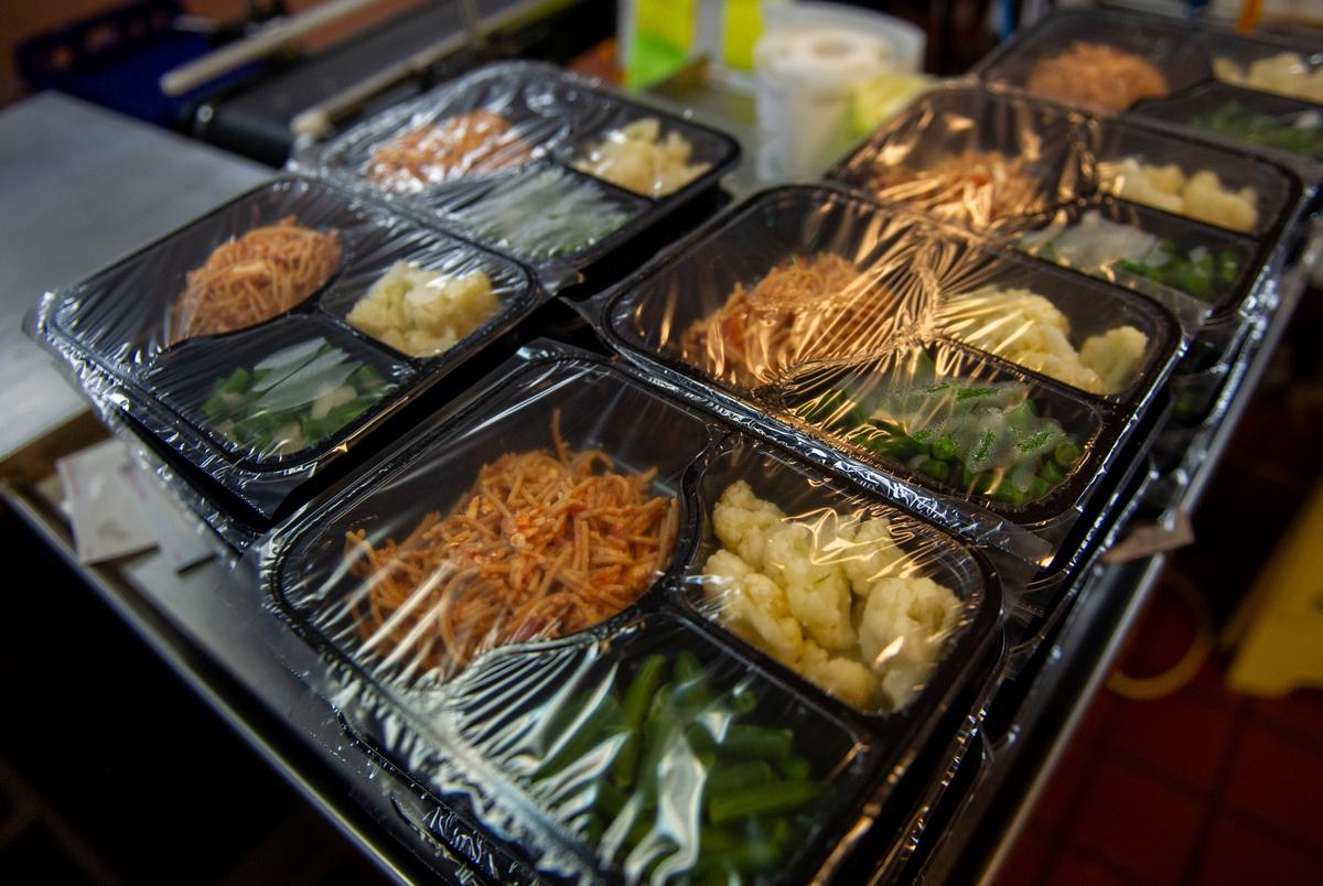 Meals On Wheels waiting lists grow as Texas braces for federal funding cuts Food in seals containers are seen at Meals on Wheels Central Texas headquaters in Austin, Texas Wednesday June 18, 2025. The food in the containers are frozen meals that are provided to those who request the meals.