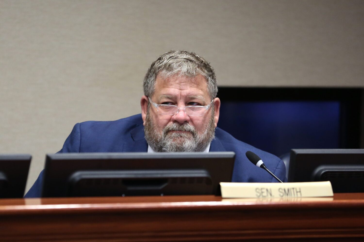 Bill requiring SD public schools to display and teach Ten Commandments passes committee Sen. Jamie Smith, D-Sioux Falls, participates in a South Dakota Senate Health and Human Services Committee meeting on Jan. 22, 2025. (Makenzie Huber/South Dakota Searchlight)