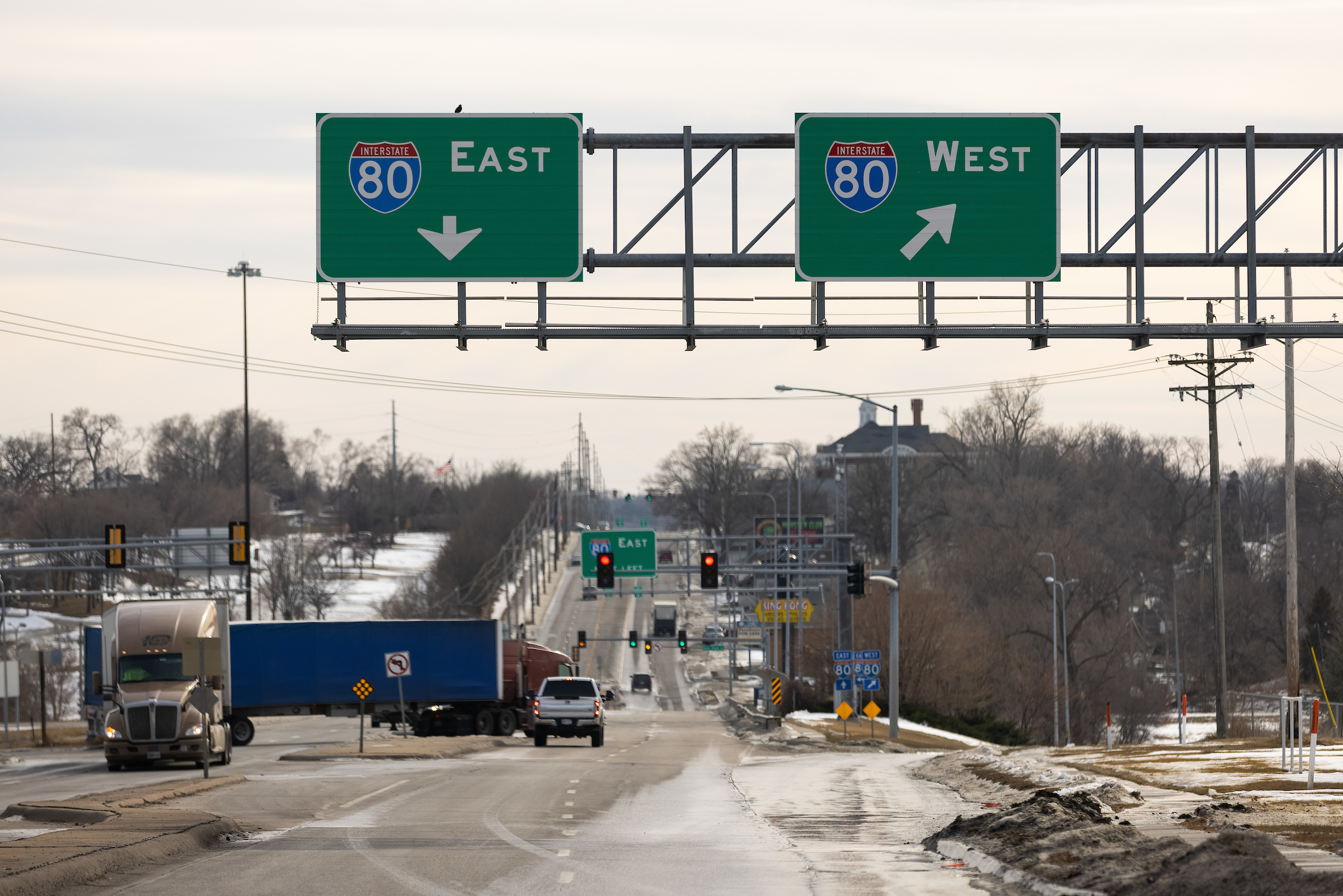 NE audit blasts state transportation agency for millions spent on overtime, ‘unexplained’ fuel buys Interstate 80 signs