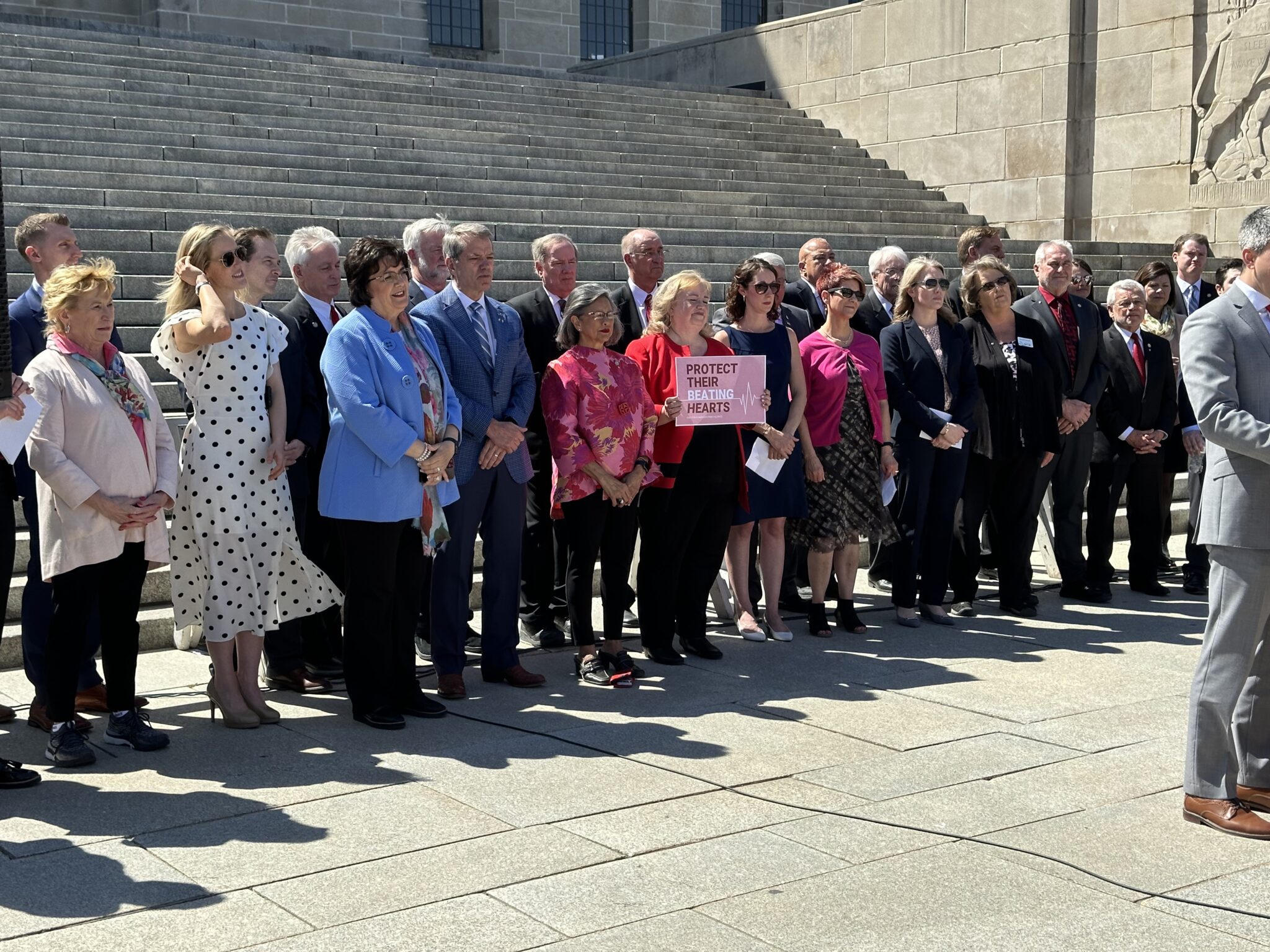 Lawmaker proposes new medication abortion requirements, documentation in Nebraska Lawmaker proposes new medication abortion requirements, documentation in Nebraska