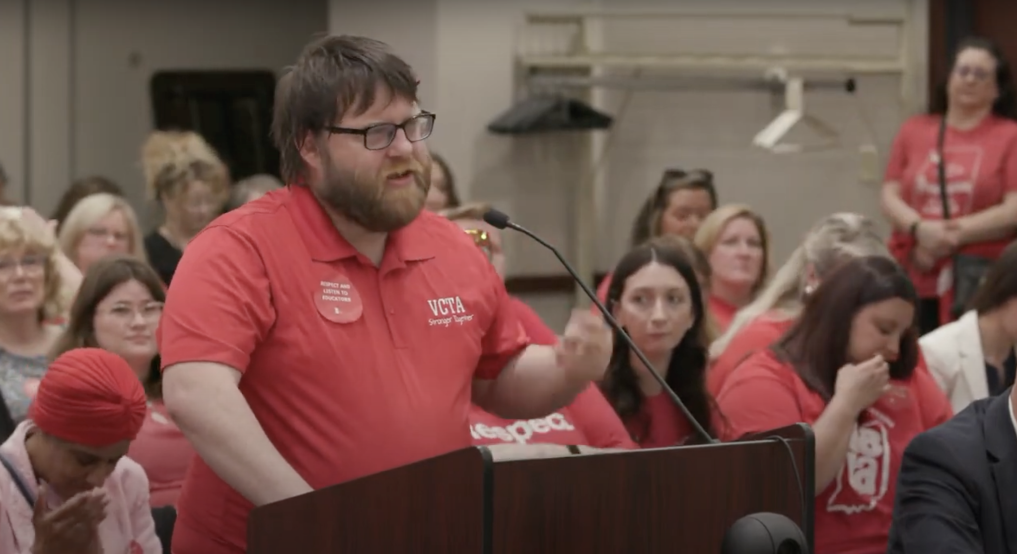 Indiana teachers call on state board to reconsider literacy licensure requirement Indiana teachers call on state board to reconsider literacy licensure requirement