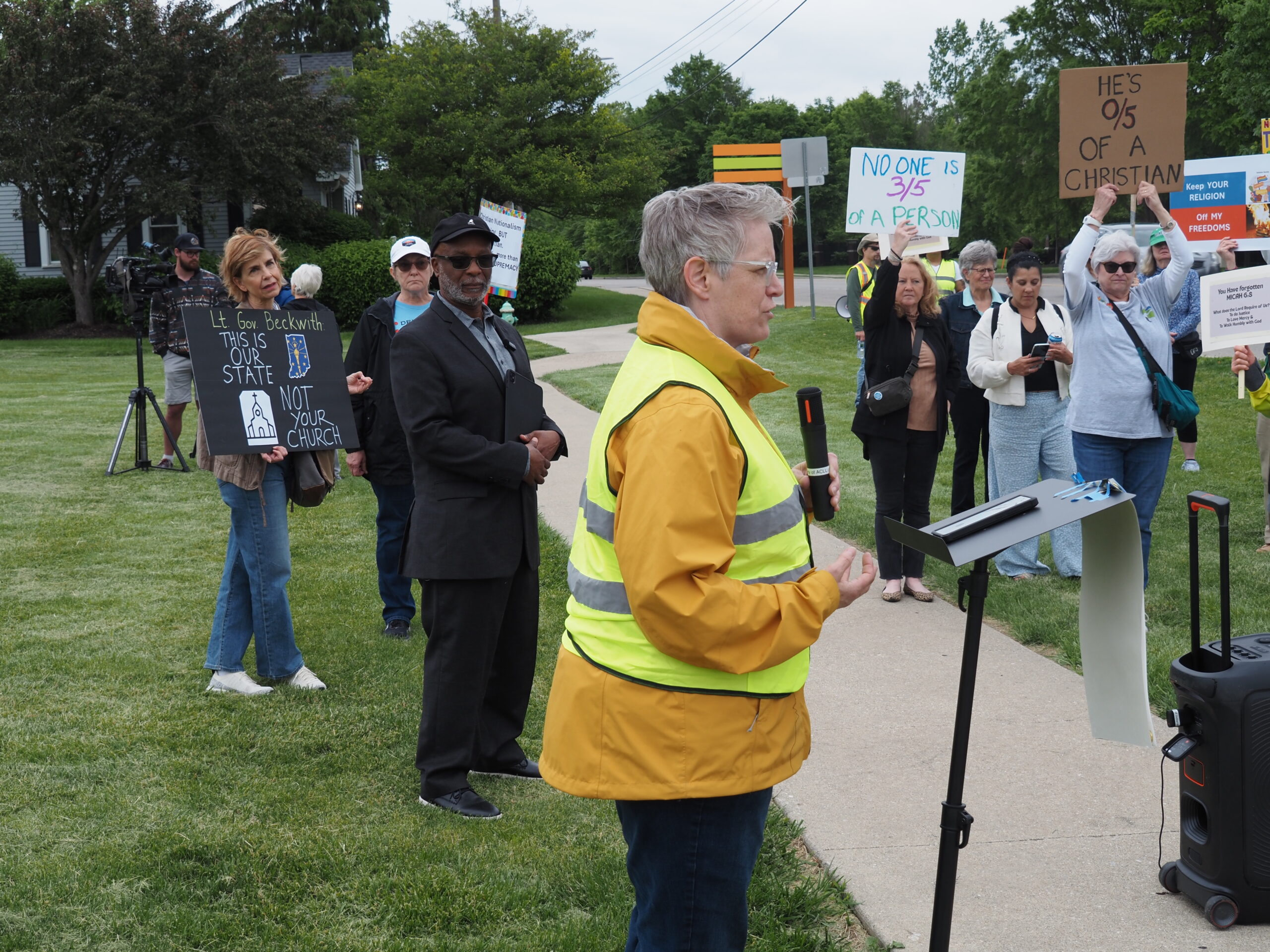 Beckwith debates Hoosiers in chippy town hall Beckwith debates Hoosiers in chippy town hall