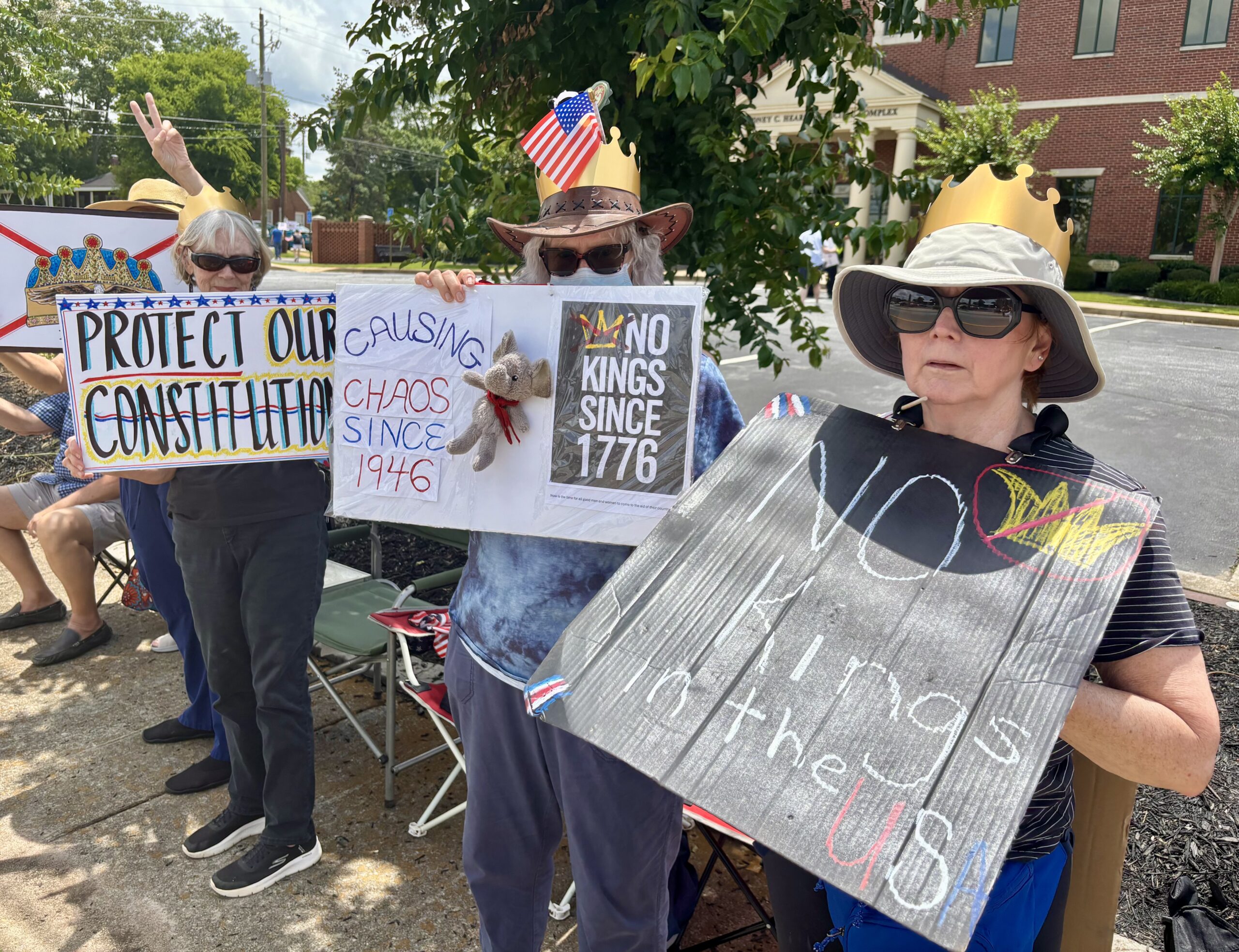 Thousands of anti-Trump protestors pack ‘No Kings’ protest outside Georgia’s Capitol Thousands of anti-Trump protestors pack ‘No Kings’ protest outside Georgia’s Capitol