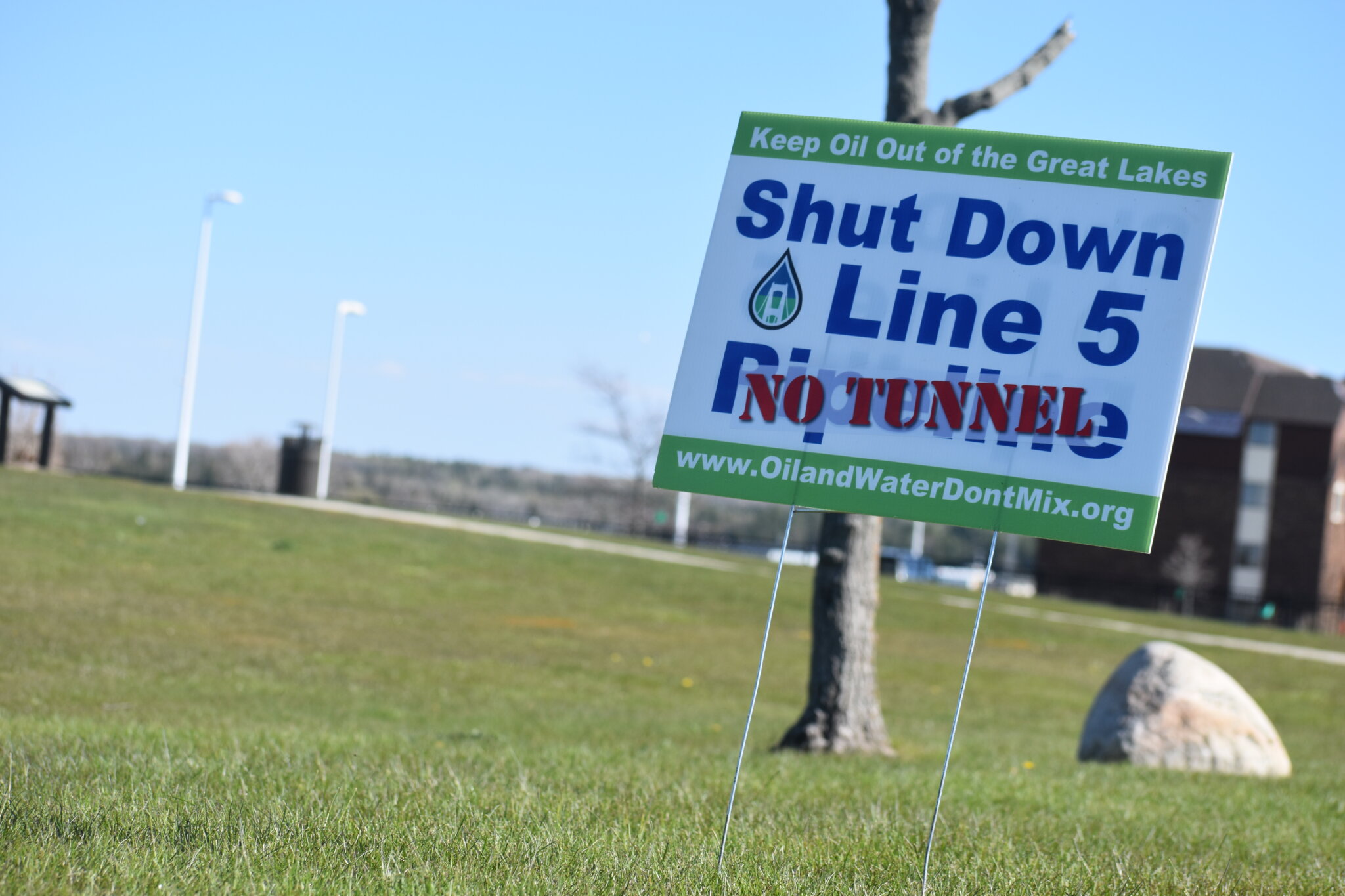 Army Corps of Engineers greenlights public comment period on Line 5 tunnel Army Corps of Engineers greenlights public comment period on Line 5 tunnel