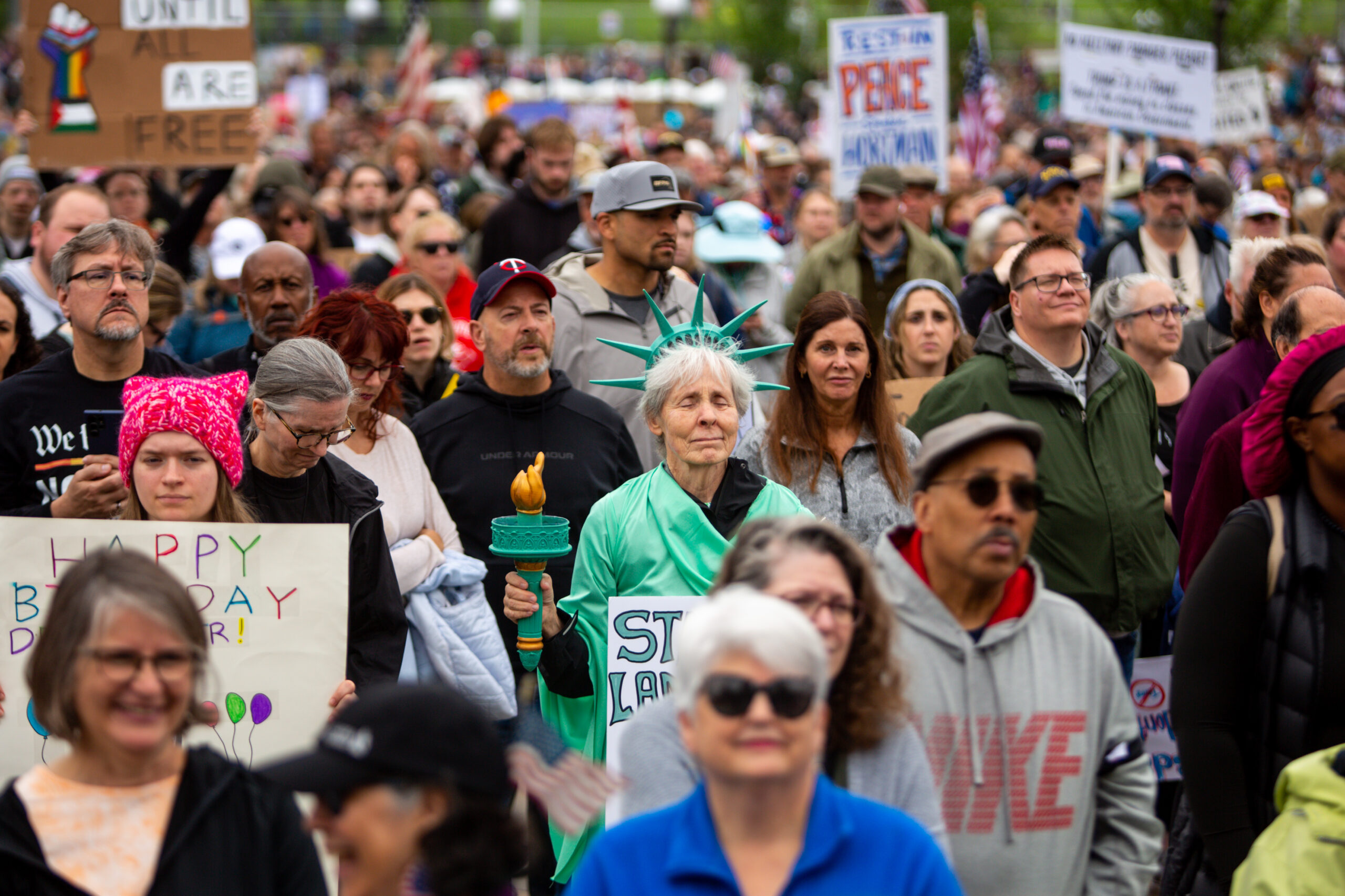 Thousands rally peacefully for No Kings protest hours after Hortman assassination Thousands rally peacefully for No Kings protest hours after Hortman assassination