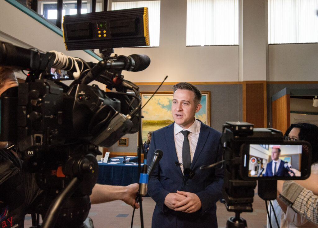 Josh Hawley, Lucas Kunce remain at an impasse on Missouri U.S. Senate debates Josh Hawley, Lucas Kunce remain at an impasse on Missouri U.S. Senate debates