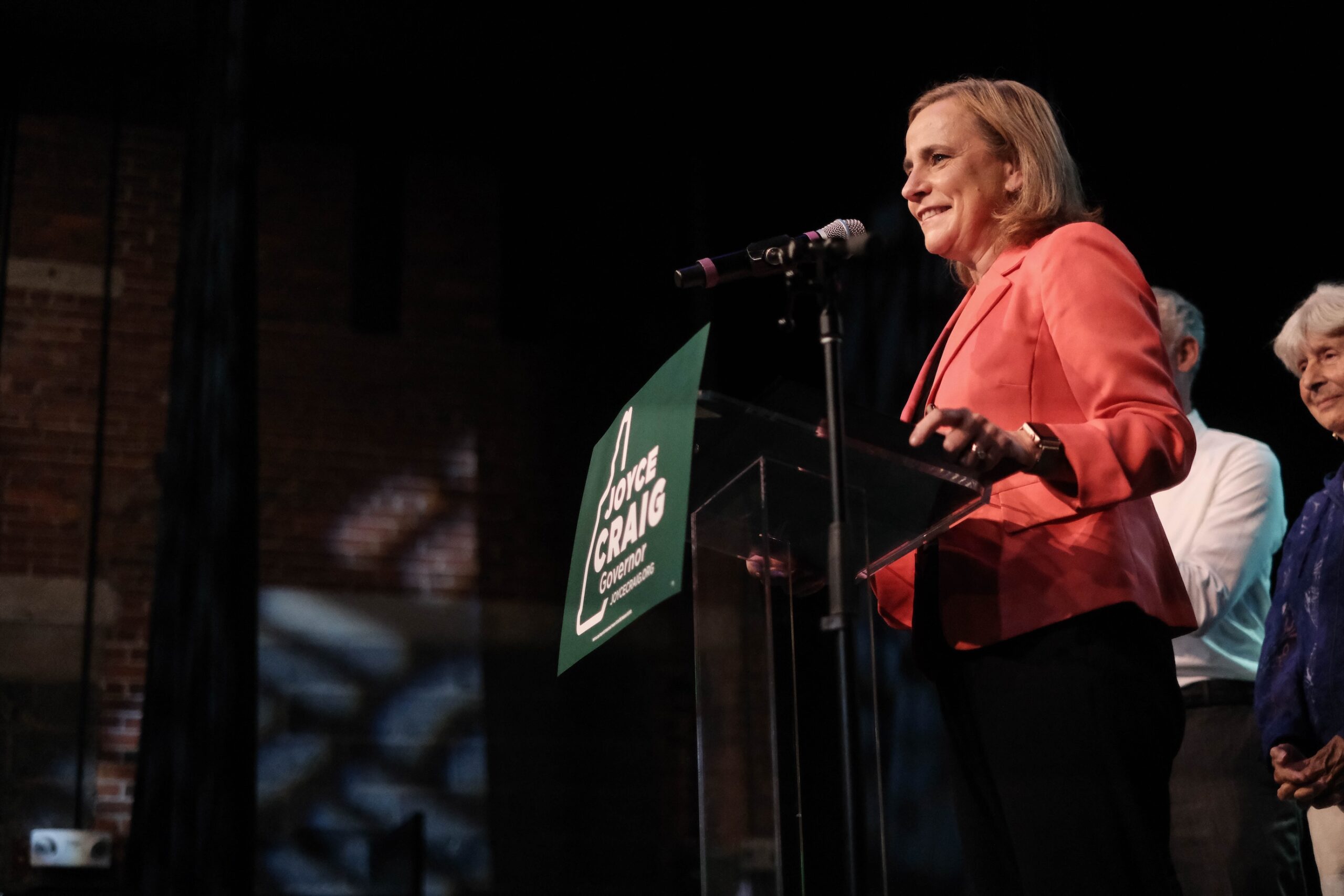 After tough primary battles, Ayotte and Craig now face each other in race for governor After tough primary battles, Ayotte and Craig now face each other in race for governor
