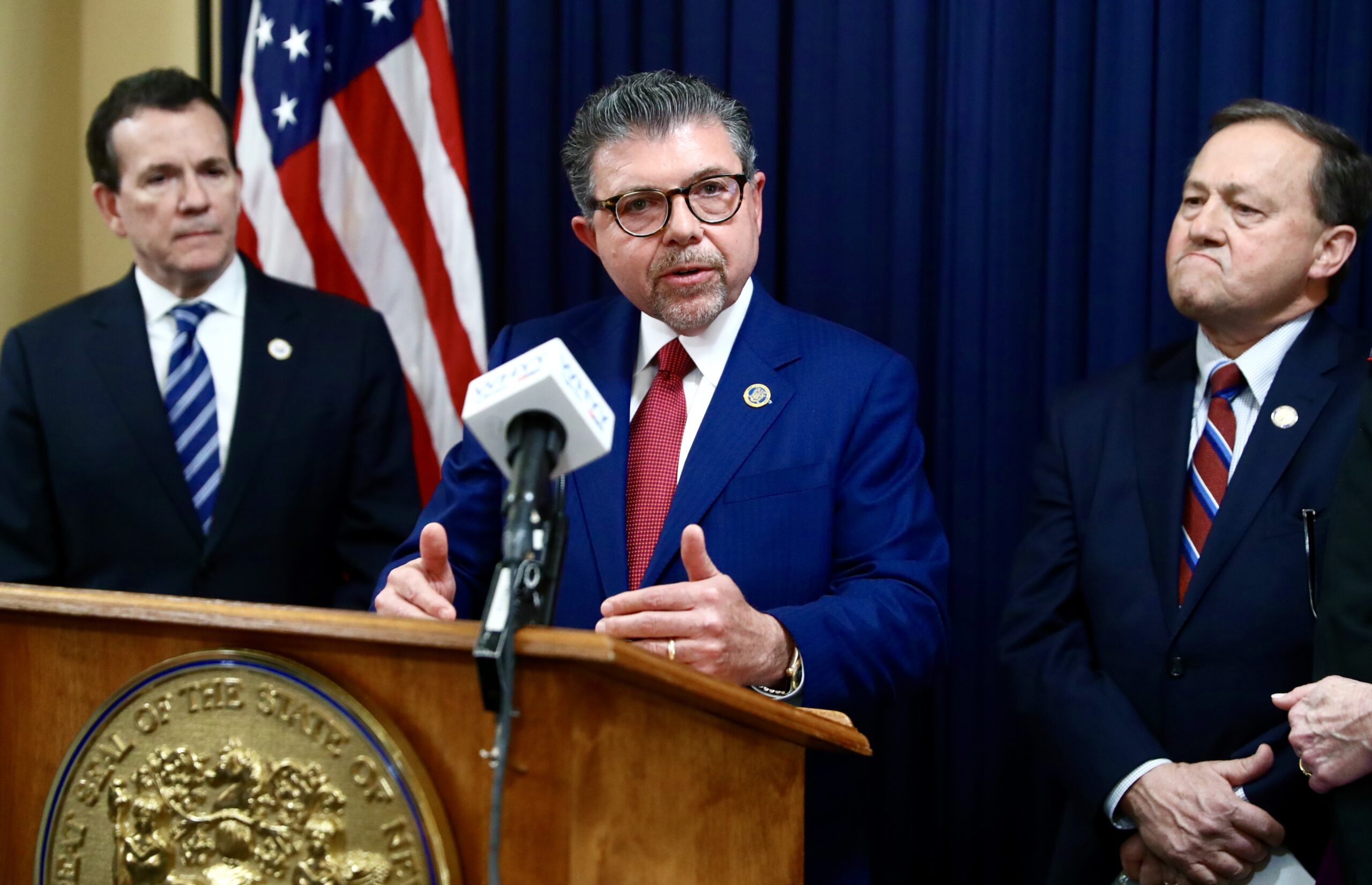 Lawmakers look to take state police from attorney general’s control Lawmakers look to take state police from attorney general’s control