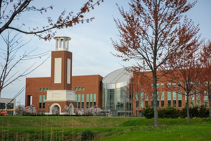 Virginia universities increasingly eyeing guaranteed admissions Virginia universities increasingly eyeing guaranteed admissions