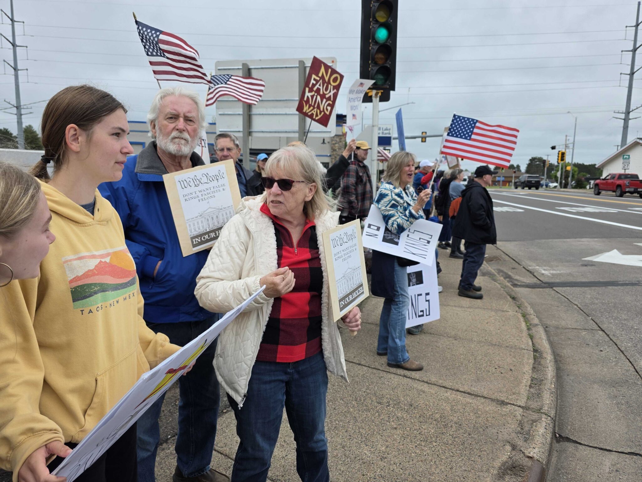 Thousands join nationwide ‘No Kings’ protests against Trump in Madison and Milwaukee Thousands join nationwide ‘No Kings’ protests against Trump in Madison and Milwaukee