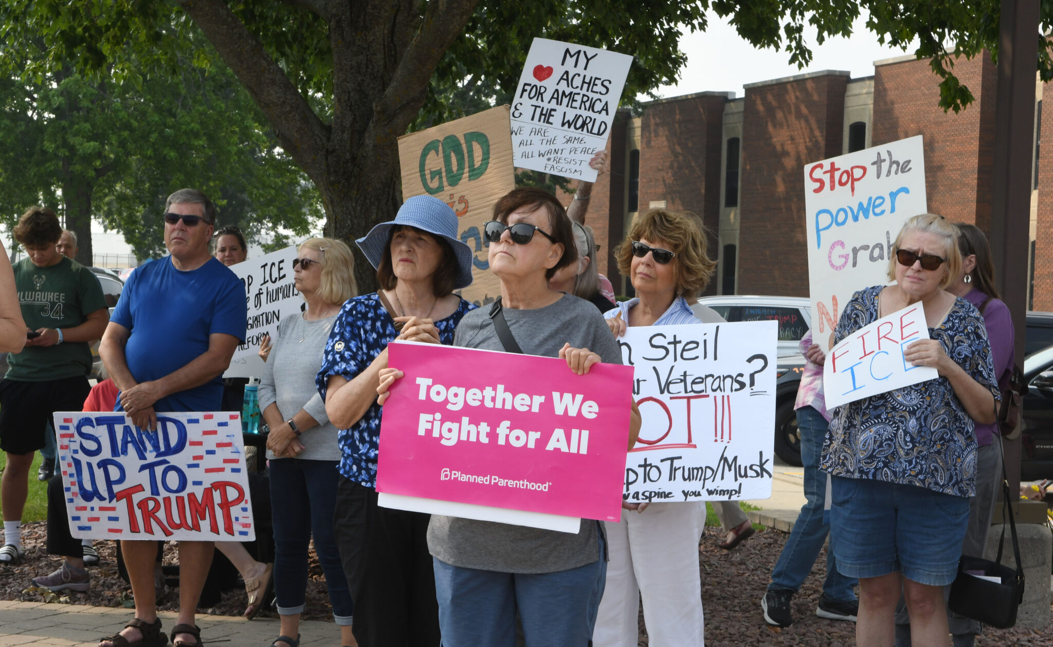 Complaints about Trump dominate noisy listening session with U.S. Rep. Bryan Steil Complaints about Trump dominate noisy listening session with U.S. Rep. Bryan Steil