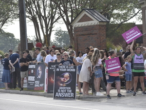 Anti-abortion protesters gather outside A Preferred Women’s Health Center of Atlanta in Forest Park, Georgia, in July 2023. During a U.S. House hearing this week, abortion opponents and Republican lawmakers said the Freedom of Access to Clinic Entrances Act should be repealed. (Photo by Ross Williams/Georgia Recorder)