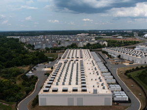 An aerial view shows an Amazon data center last year in Ashburn, Virginia. (Photo by Nathan Howard/Getty Images)