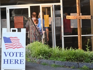 Voters line up outside Shiloh Hills Baptist Church in Kennesaw, Georgia, on Election Day, May 19, 2026. (Photo by Ross Williams/Georgia Recorder)