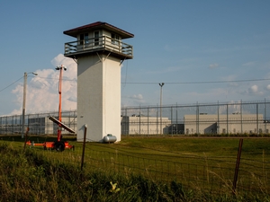 The watchtower of CoreCivic’s former Prairie Correctional Facility, in Appleton, Minn., which will now be used as an ICE detention center, on Aug. 20, 2026. (Photo by Nicole Neri/Minnesota Reformer)