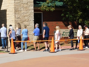 Voters line up to vote early on Wednesday at the MAC Center, 2733 Marilyn Williams Drive, in Edmond. (Photo by Barbara Hoberock/Oklahoma Voice)