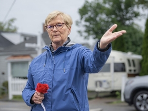 Pingree, King say man killed by ICE not the target of warrant 
