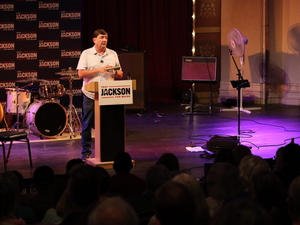 Same-day events underscore strategic differences in Maine’s pivotal US Senate race