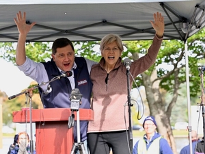 On No Kings day of action, Elizabeth Warren rallies for Jackson in Portland