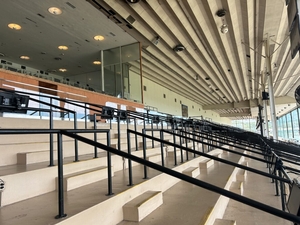 Legislative panel presses pause on Laurel Park purchase