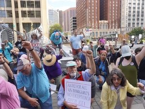 Legionella found in water system of federal building that houses ICE detainees, others