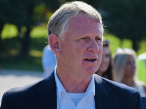 Kittleman breaks with Republicans, the party of his father