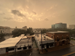 One death reported in Florida as Hurricane Isaias moves through