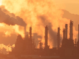 With 2030 deadline to cut emissions approaching, WA has a long way to go