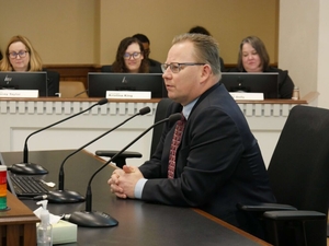 WA GOP lawmakers press schools chief on gender identity disclosure policies