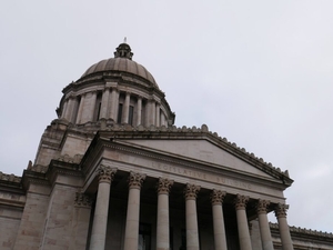 Lawsuit aims to block new eligibility requirements for WA sheriffs