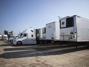 Immigrant truck drivers were supposed to get their licenses back. Why California’s DMV is stalling