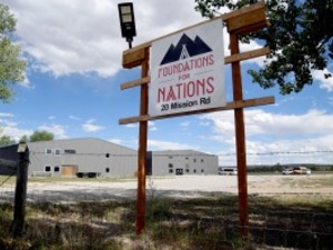 Who is the Christian legal group representing the Wind River church embroiled in sermon controversy?