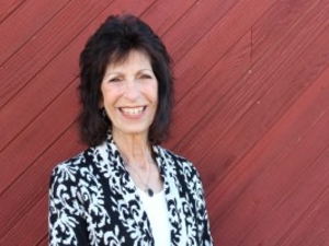 An outspoken advocate for education and voter rights, Linda Barton founded the Wyoming Afterschool Alliance and the Fremont County League of Women Voters. (Wyoming Community Foundation)