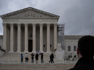 U.S. Supreme Court rules surrogate does not have custody of baby she birthed in Dallas