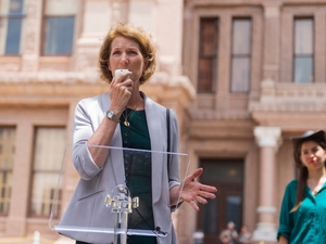 Vikki Goodwin defeats Houston union leader in lieutenant governor Democratic runoff