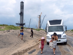 Texas Supreme Court rejects attempt to block beach closures for SpaceX launches