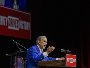 Days after fatal ICE shooting, Texas GOP leaders remain silent about calls for independent probes