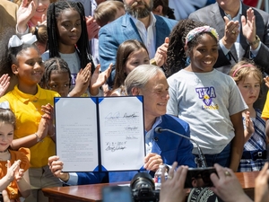 Which families are using ESAs? Here’s what we know about Texas’ first school vouchers