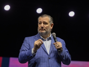 Ted Cruz’s college sports bill hangs in the balance as U.S. Senate scrambles ahead of August recess